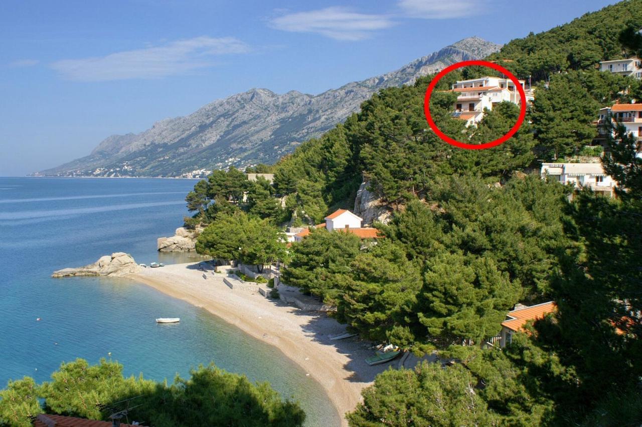Apartments By The Sea Brela, Makarska - 6688 외부 사진