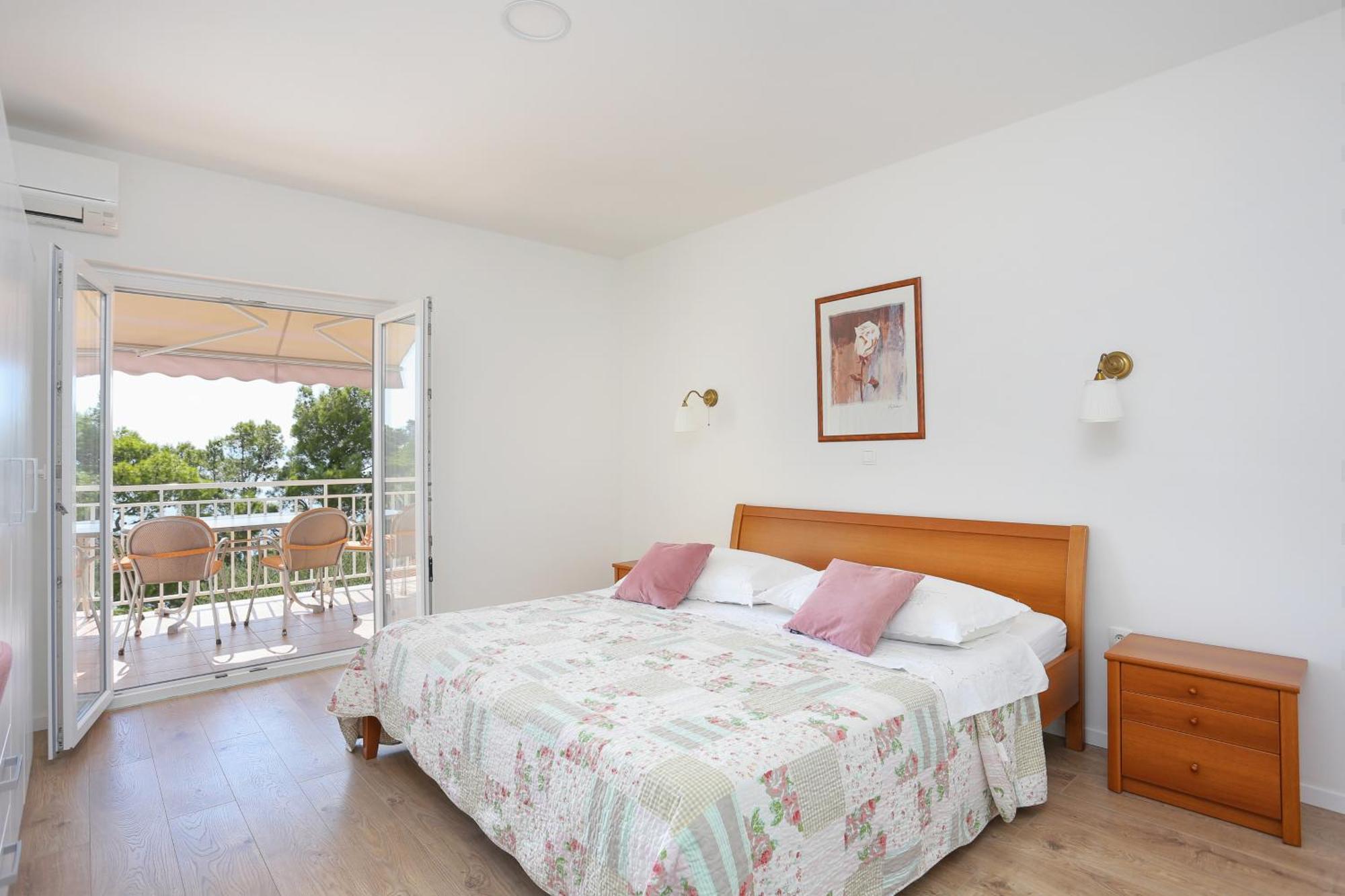 Apartments By The Sea Brela, Makarska - 6688 객실 사진