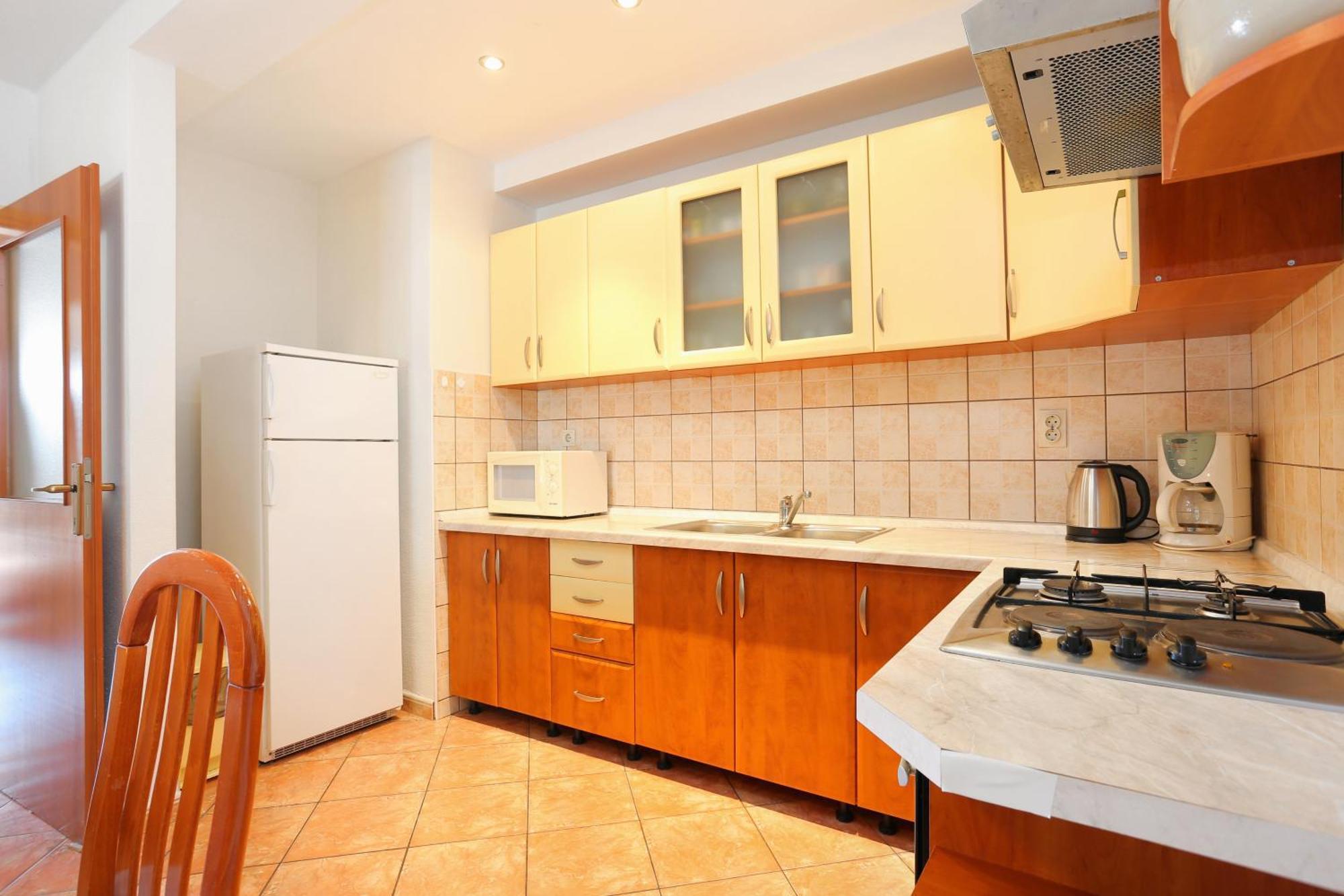 Apartments By The Sea Brela, Makarska - 6688 객실 사진